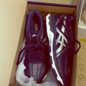 Brand new ASICS
